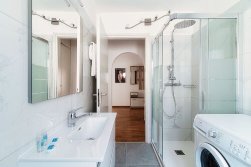 Zweizimmerwohnung 5 Minuten vom Zentrum von Locarno (Victoria Apartment)