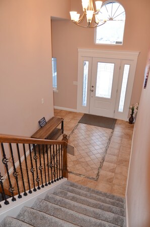 Interior - Charming house in Wasilla  (Wasilla)