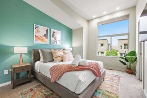 2 Schlafzimmer, Bügeleisen/Bügelbrett, Reisekinderbett, WLAN