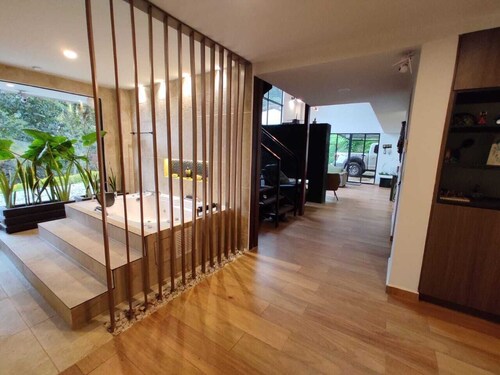 Villa Verde con Jacuzzi y Malla Catamarán