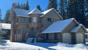 Exterior - Chateau De Bjorne (Big Bear Lake)