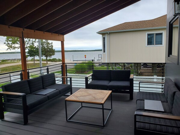 Terrace/patio - Best family beach house!
Relax at our waterfront house with boat dock. (Flanders)