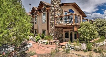 By The River- Cozy and Dog Friendly!