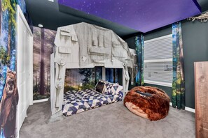 10 Schlafzimmer, Bügeleisen/Bügelbrett, WLAN, Bettwäsche