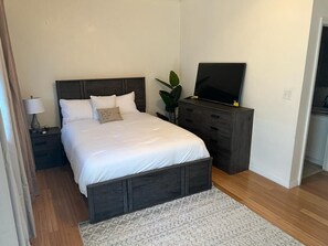 2 Schlafzimmer, Bügeleisen/Bügelbrett, Reisekinderbett, kostenloses WLAN