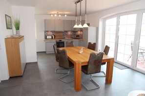 Dining - Perle - High quality 100sqm vacation home for 6 people in Greetsiel! (Krummhörn)