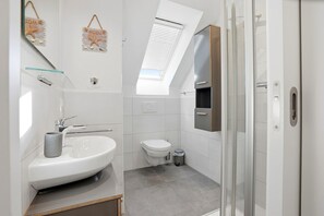Shower - Perle - High quality 100sqm vacation home for 6 people in Greetsiel! (Krummhörn)