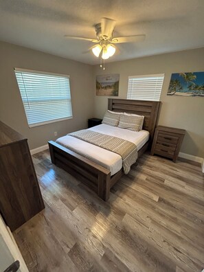 2 Schlafzimmer, Zimmersafe, Bügeleisen/Bügelbrett, kostenloses WLAN