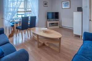 Apartment | 2 bedrooms, Internet - Starfish Apartment - 2 Bedroom Apartment - Tenby (Tenby)