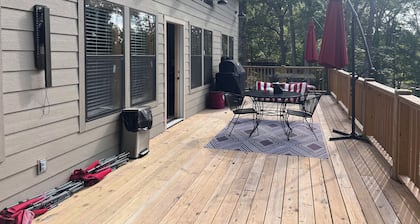 "QUITTIN TIME" Brand New Beautiful Cozy Lake House in Daisy on Lake Greeson!!!