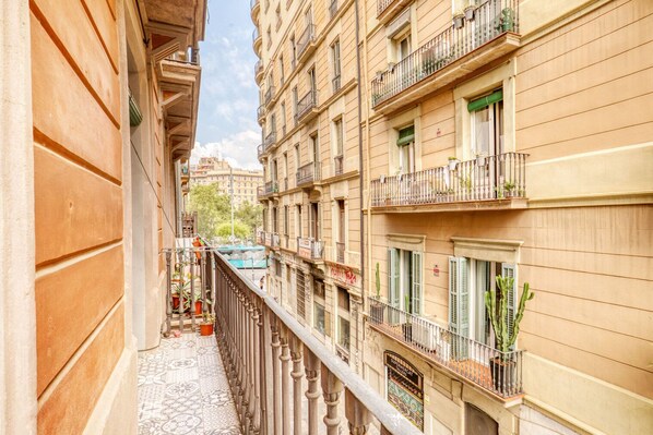 Property grounds - Trendy La Dreta de l'Eixample 2BR, by Blueground (Barcelona)