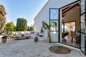 Outdoor dining - Naraya - By Almarina Villas (Jávea)