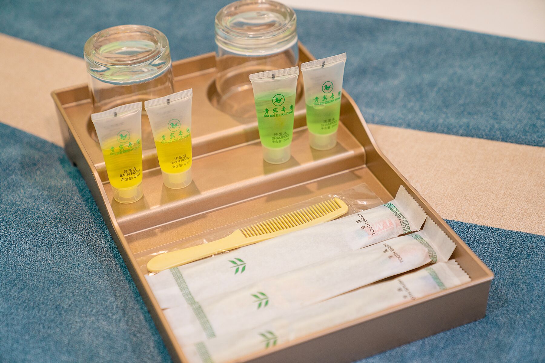 1 bedroom, egyptian cotton sheets, premium bedding, down duvets