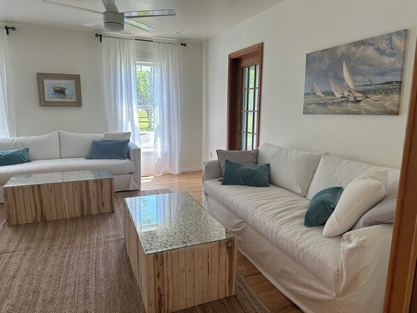 Smart TV, books, printers