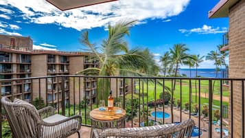 Kondo Mewah | Balkon