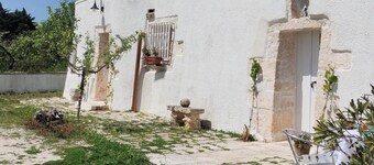 Villa - Sleeps 8 - Patio - Garden - Parking