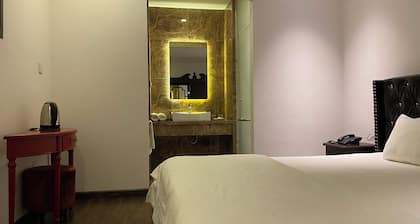 Mia Hotel (Feliz Hotel Binh Duong)