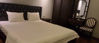 Mia Hotel (Feliz Hotel Binh Duong)