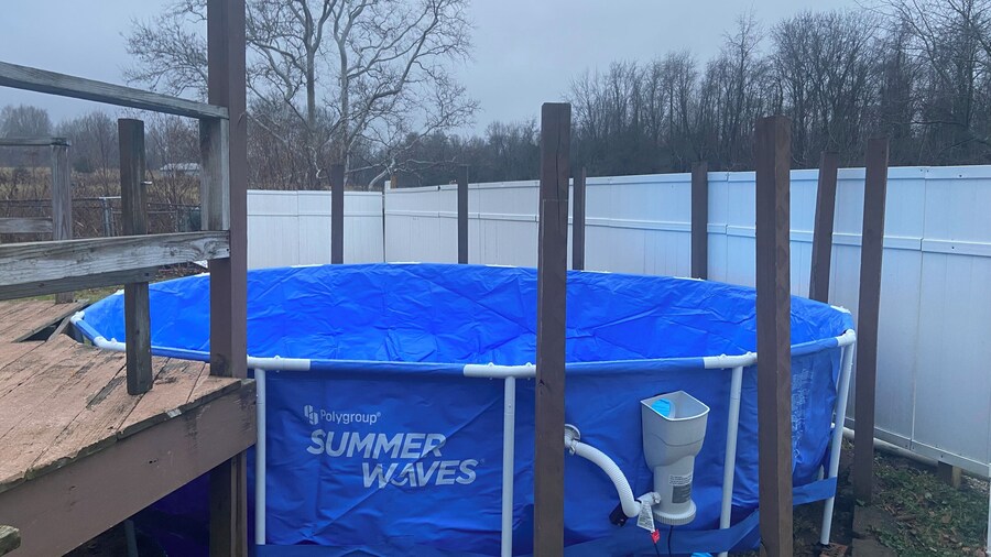 Large Country Home Pool and hot tub