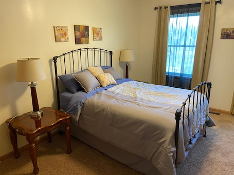 6 habitaciones . Large Country Home Pool and hot tub