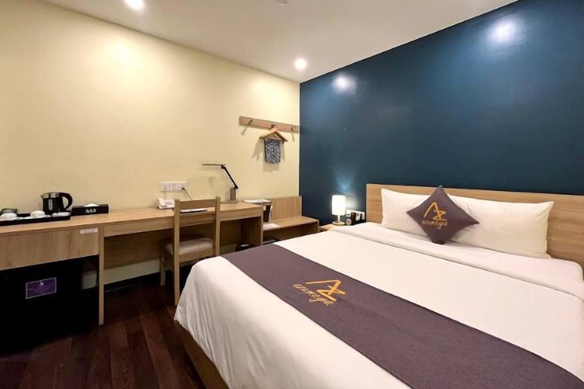 Basic Room | 1 bedroom, in-room safe, iron/ironing board, free WiFi