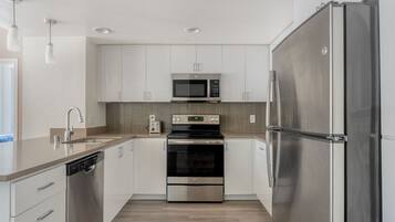 Fridge, microwave, oven, dishwasher