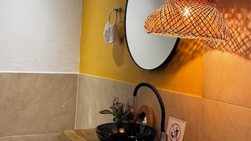 Junior Double Room, 1 Bedroom | Bathroom