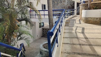 Basic Villa, 1 Bedroom, Mobility Accessible | Property grounds