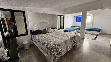 Basic Villa, 1 Bedroom, Mobility Accessible | Memory foam beds, individually decorated, individually furnished