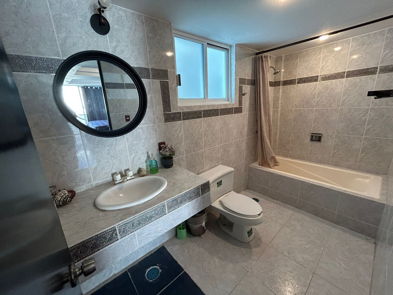 Comfort Villa, 1 Bedroom | Bathroom | Hair dryer (on request), towels, soap, shampoo