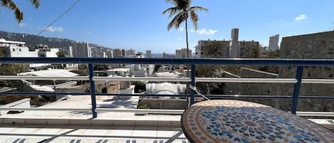 Family Villa, 2 Bedrooms, Partial Ocean View | Property grounds