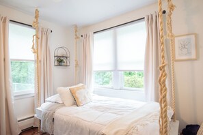 2 bedrooms, iron/ironing board, WiFi, bed sheets - Secluded cottage, sleeps 6, private and peaceful (Mcveytown)