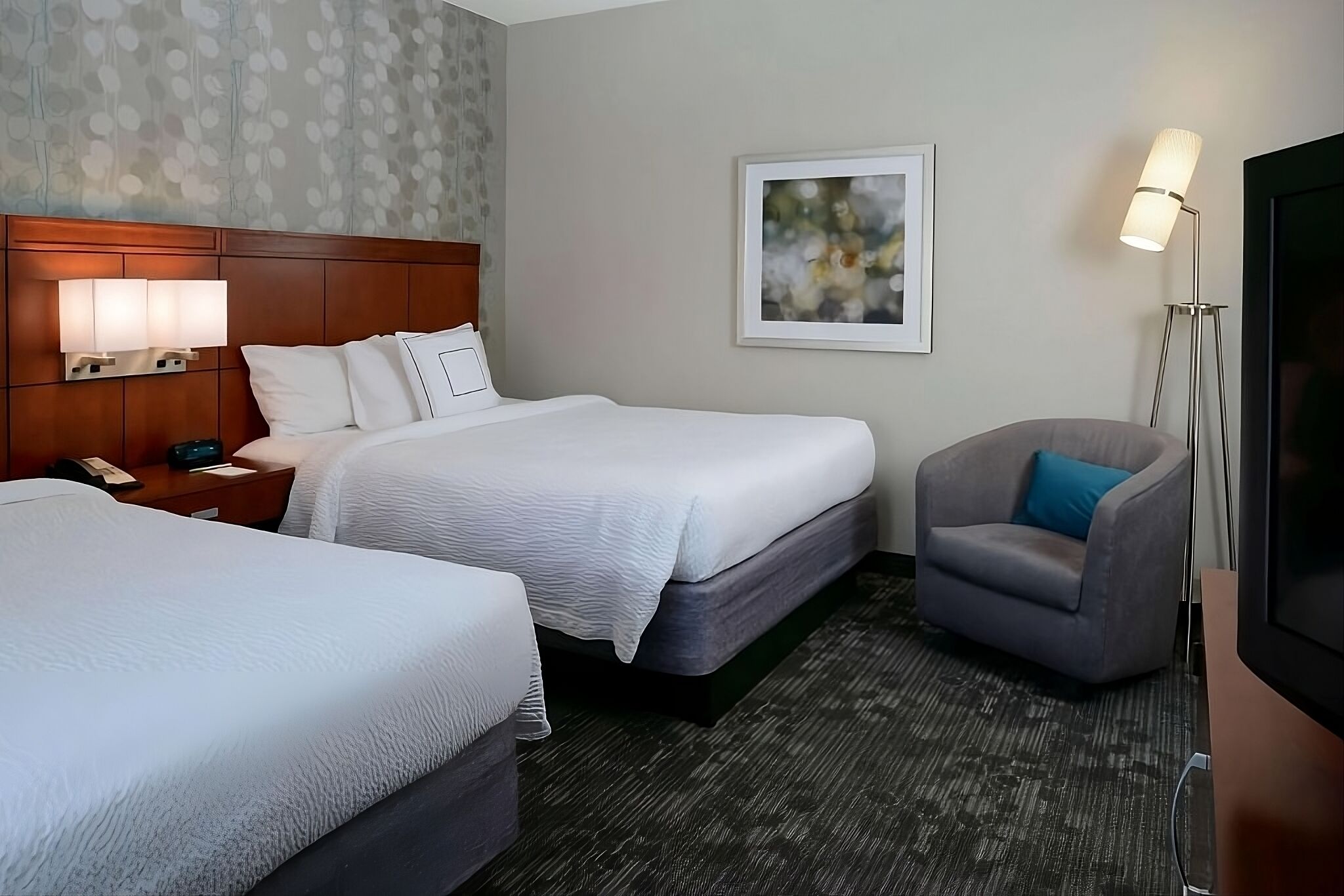 Your Home Away From Home! Indoor Pool, Free Parking, Pets Allowed