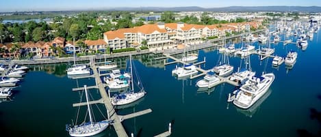 Bagian depan properti