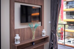 1 bedroom, iron/ironing board, free WiFi - Naiharn Sea Condominium S311 (Rawai)