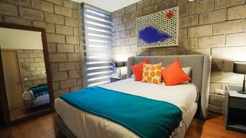 2 bedrooms, desk, free WiFi, bed sheets