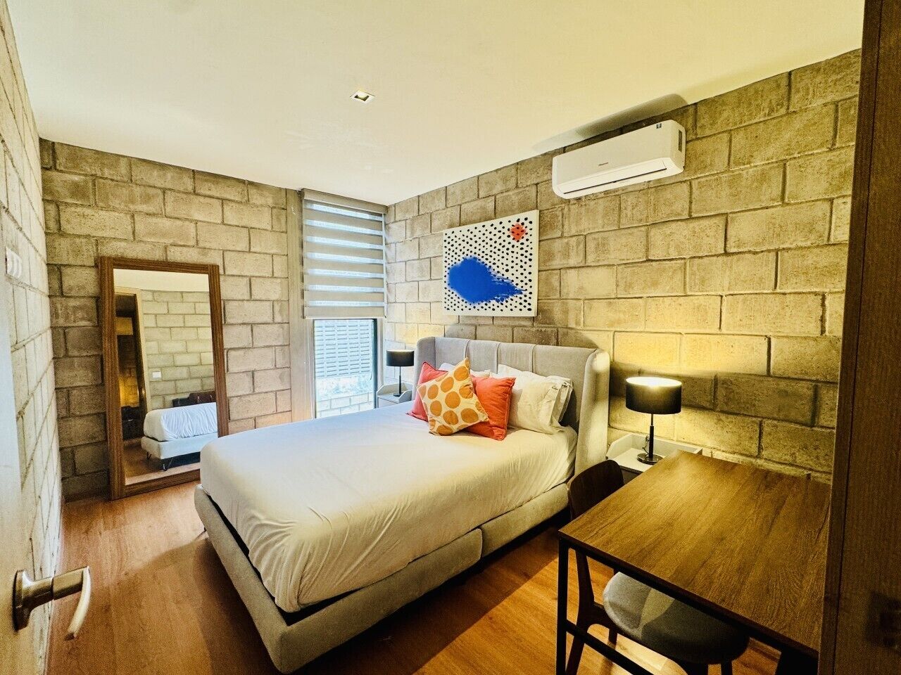 2 bedrooms, desk, free WiFi, bed sheets