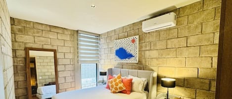 2 bedrooms, desk, free WiFi, bed sheets