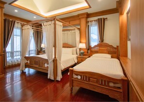 ห้องดีลักซ์ทริปเปิล | เครื่องนอนระดับพรีเมียม, มินิบาร์, ตู้นิรภัยในห้องพัก