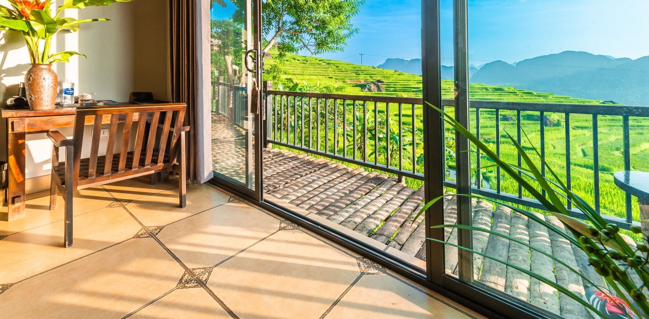 Superior Bungalow, 1 Queen Bed, Balcony, Valley View | Balcony view