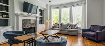 Montrose Lodge by Dunyha