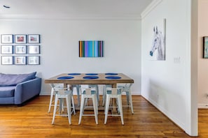 Télévision LED de 50 pouces avec chaînes numériques