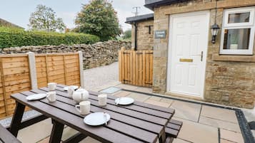 Cottage | Property grounds