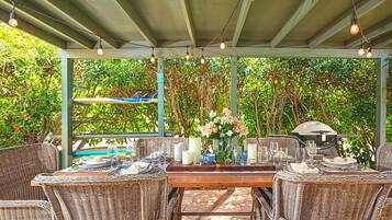 Condo (2 Bedrooms) | Opções para refeição