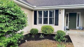 House, 3 Bedrooms | Exterior