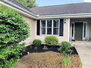 House, 3 Bedrooms | Exterior