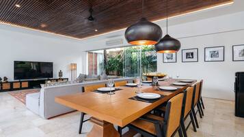 Villa, 4 Bedrooms, Private Pool | Dining