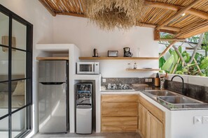 Basic-Villa, Mehrere Betten | Eigene Küche | Kühlschrank, Mikrowelle, Herdplatte, Toaster
