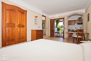 Apartamento, 1 quarto, sacada | 1 quarto