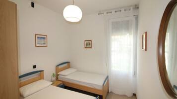 Vila, 3 kamar tidur, patio, pemandangan kebun | 3 kamar tidur